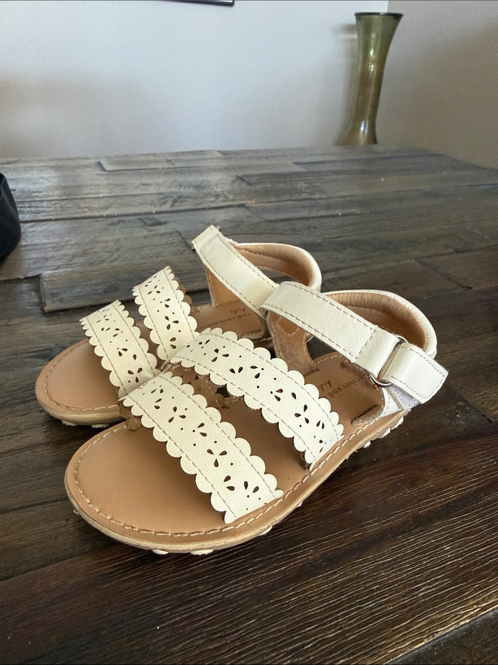 cupcakes & cashmere Cream Scalloped Strap Kids Sandals